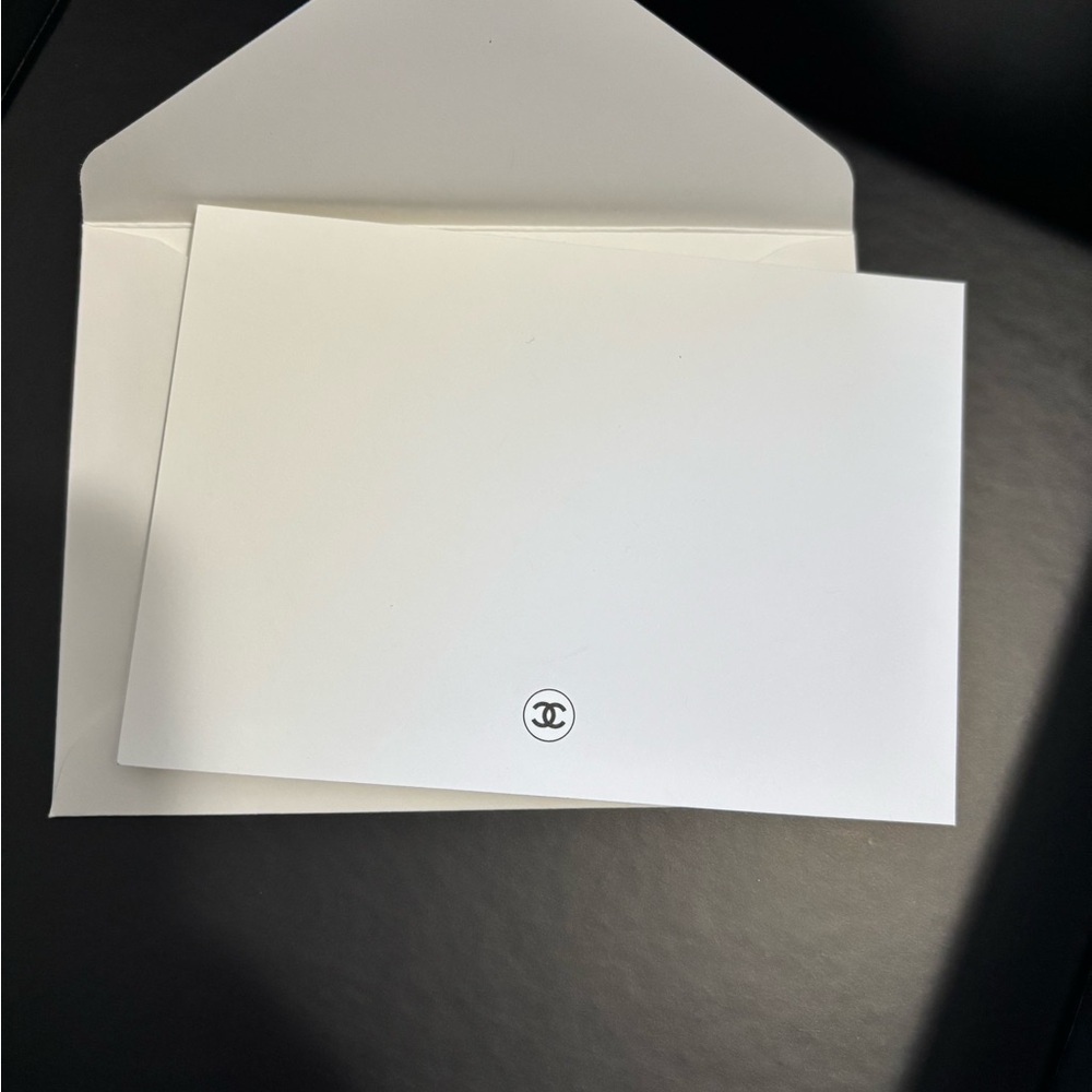 Authentic Chanel box - Picture 3 of 5